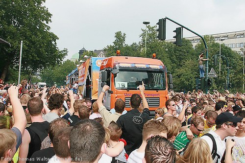 Loveparade 2007 in Essen am 25.08.2007 - img_3354.jpg - eimage.de - Event Fotos 