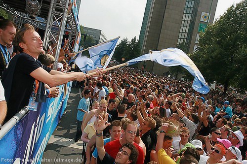 Loveparade 2007 in Essen am 25.08.2007 - img_3430.jpg - eimage.de - Event Fotos 