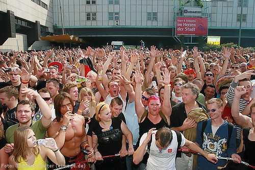 Loveparade 2007 in Essen am 25.08.2007 - img_3571.jpg - eimage.de - Event Fotos 