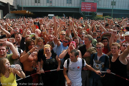Loveparade 2007 in Essen am 25.08.2007 - img_3572.jpg - eimage.de - Event Fotos 