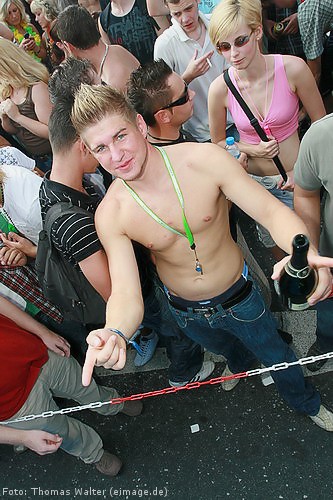Loveparade 2007 in Essen am 25.08.2007 - img_3710.jpg - eimage.de - Event Fotos 